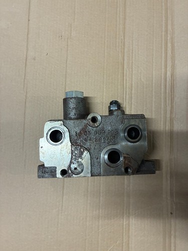 Jcb body assy valve block - jcb,