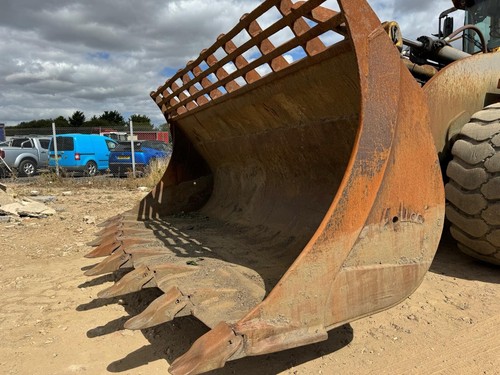 Volvo l330c loading shovel - loading,