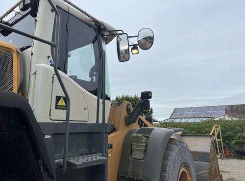 2010 liebherr 566 loading - liebherr,